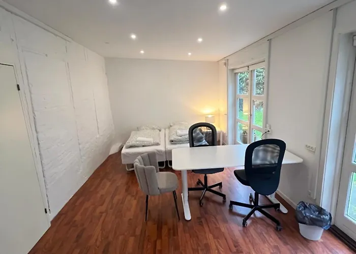 In Quiet Black Courtyard Apartamento *